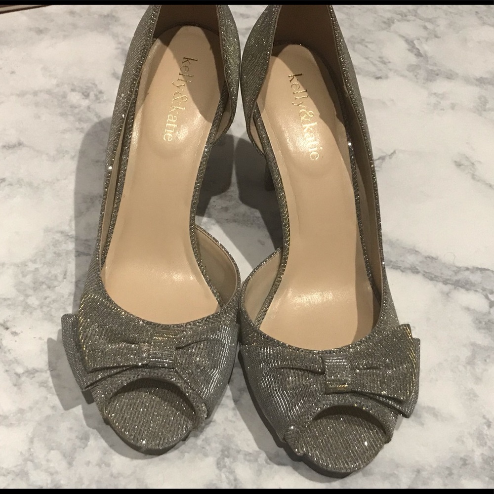 Sparkly silver peep toe heels size 8 1/2
